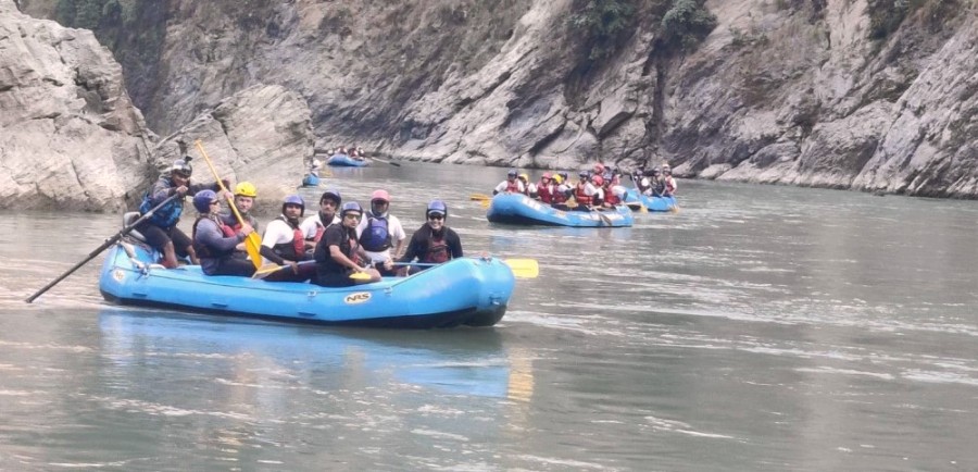 अन्तराष्ट्रिय मान्यतालाई लत्याउँदै महाकाली नदीमा कानुन विपरीत भारतीय एसएसबीको र्‍याफ्टिङ